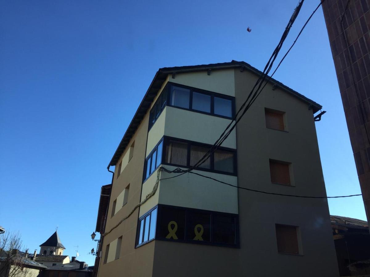 Apartament Central Amb Terrassa Alp Buitenkant foto