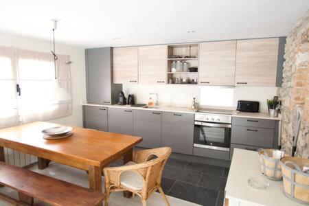 Apartament Central Amb Terrassa Alp Buitenkant foto